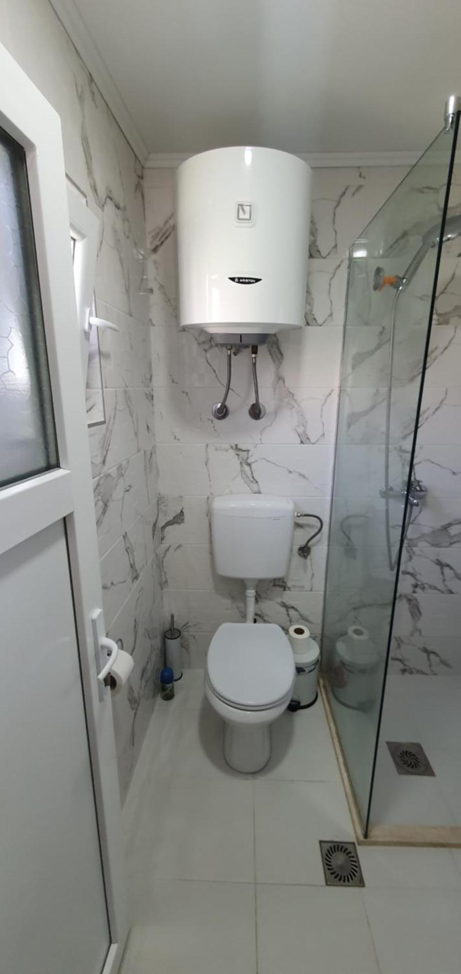 Cozzy Apartment Near The Aiport Podgorica Mitrovici  外观 照片